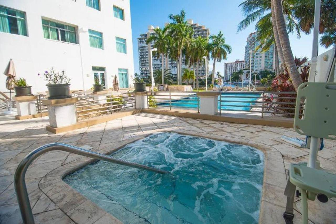 Waterview Condo- Spacious 2 Bedroom - Central - Steps To Beach Fort Lauderdale Exterior foto